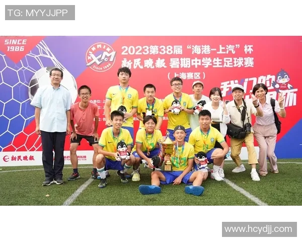 创造属于你的足球明星纸牌手工制作指南与技巧分享